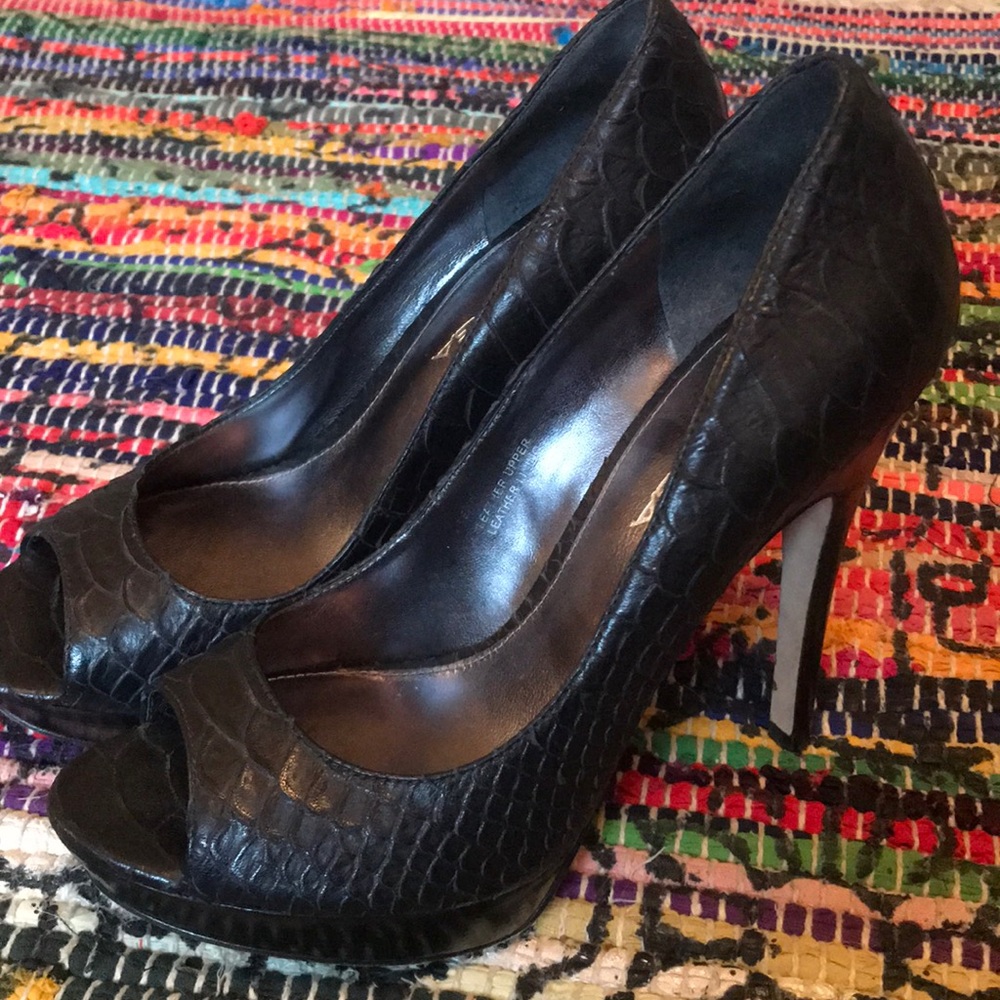 Via Spiga Black Heels
